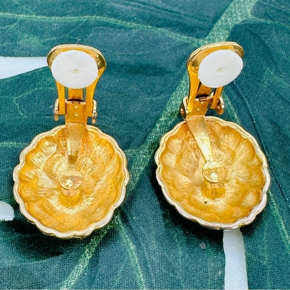 Vintage Gold Quilted Clip On Earrings, 80s Statement Button Jewelry Retro Glam
